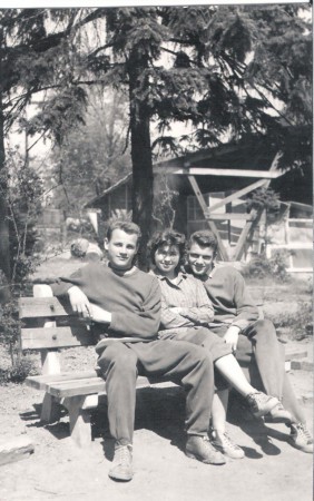 Brigáda (Jano Sklenka, Eva Marošiová a Jožo Sokira)